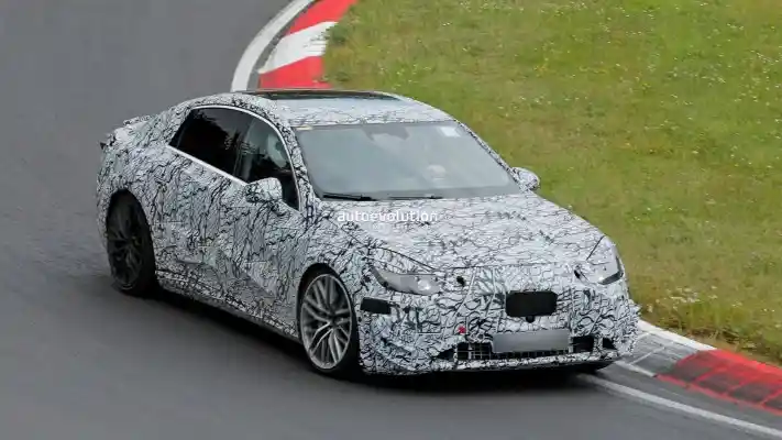 Berita - SPY SHOT: Mercedes-Benz C-Class EV Di Trek Nurburgring