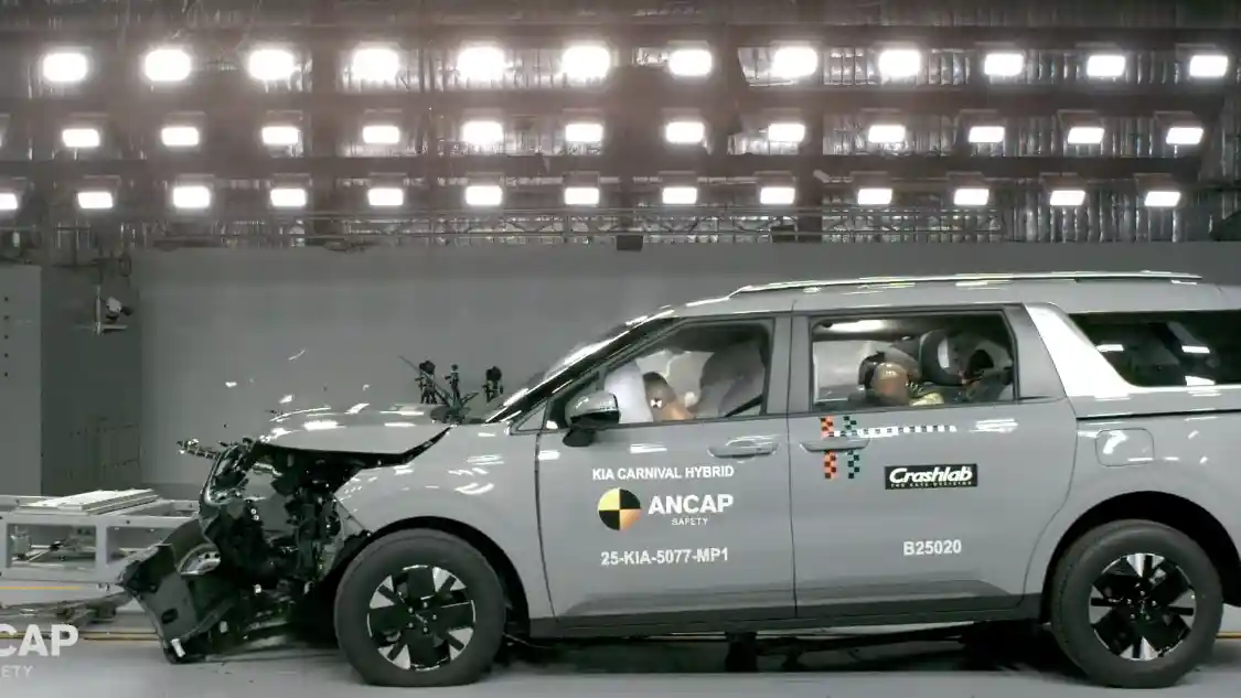 Foto - VIDEO: Crash Test Kia Carnival (ANCAP)