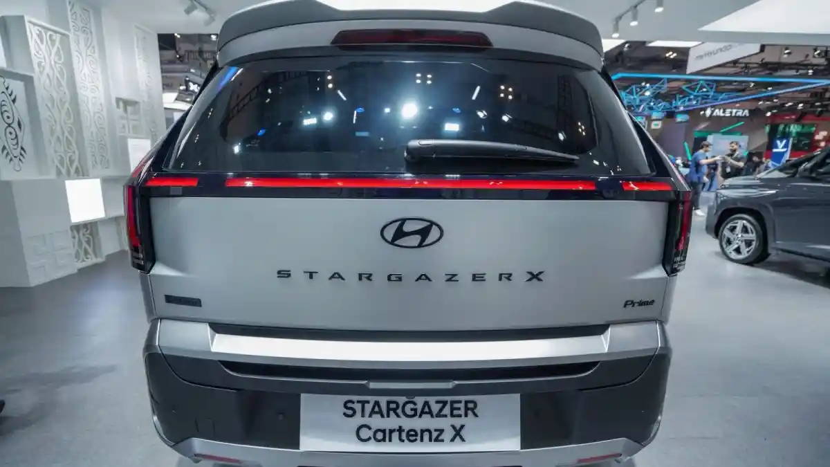 Foto - Stargazer Cartenz Dihadirkan Untuk Semua Kondisi Jalan Di Indonesia