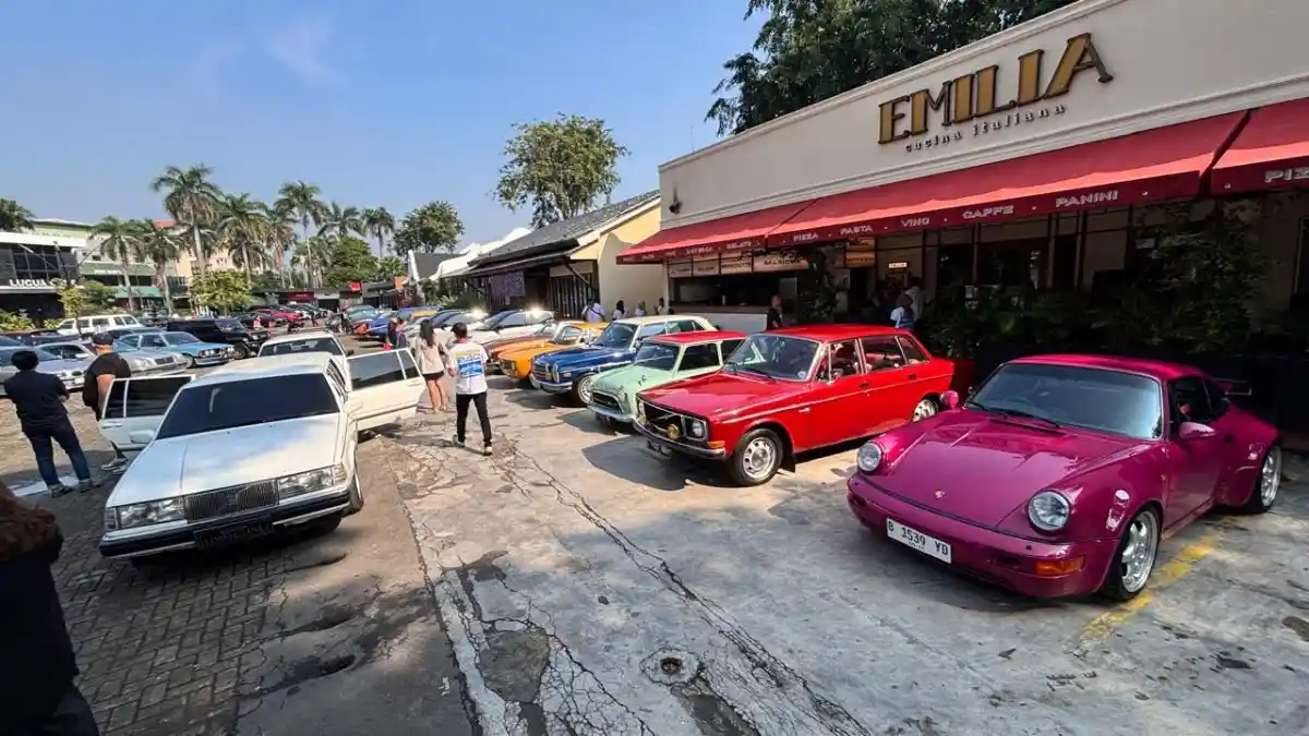 Foto - Cartini Iconic Sunday Drive, Ajang Kumpul Seru Srikandi Para Pecinta Otomotif