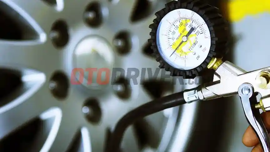 Foto - Pentingnya Periksa Ban Setelah Digunakan Jarak Jauh