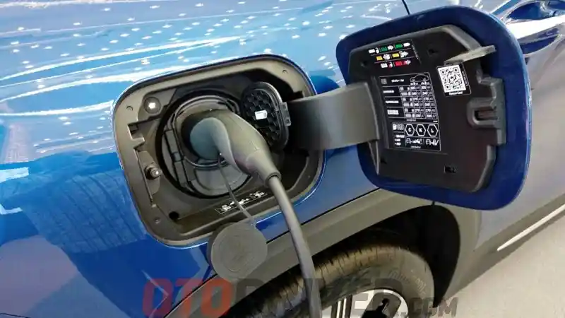 Foto - Mercedes-Benz Indonesia Rilis Dua SUV Unggulannya