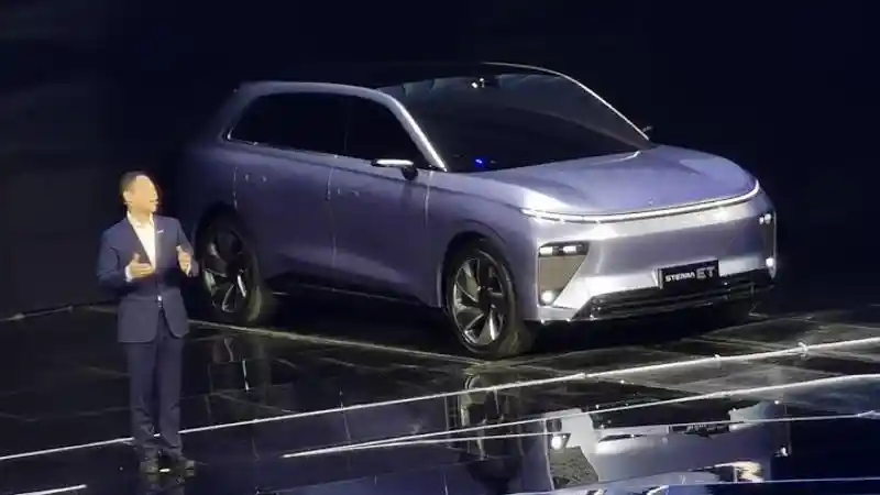 Foto - Chery Pamerkan Sedan Listrik, Sayang Tidak Dijual di Indonesia