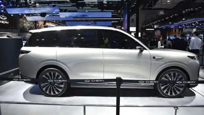 Foto - Chery Siap Luncurkan SUV Hybrid Terbesar dan Termewah Mereka, Intip Bocorannya
