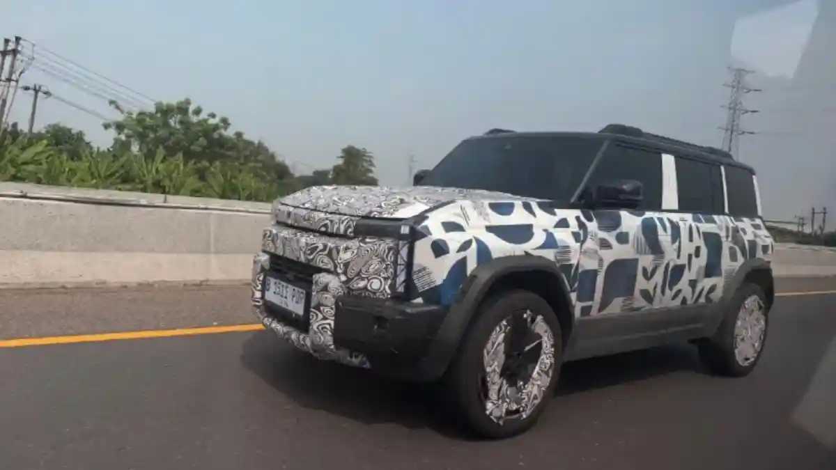 Foto - Sudah Tes Jalan, Chery J6T EREV Siap Mengaspal di Indonesia
