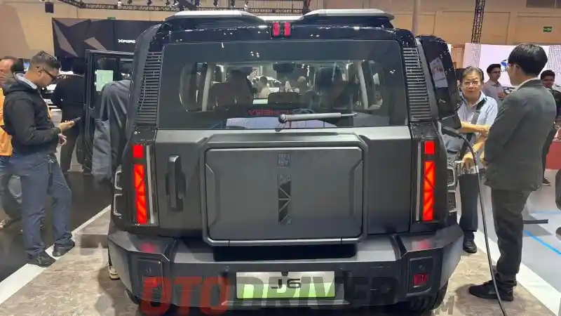 Foto - Melihat Lebih Dekat Chery J6 Phantom Yang Hanya Tersedia 300 Unit