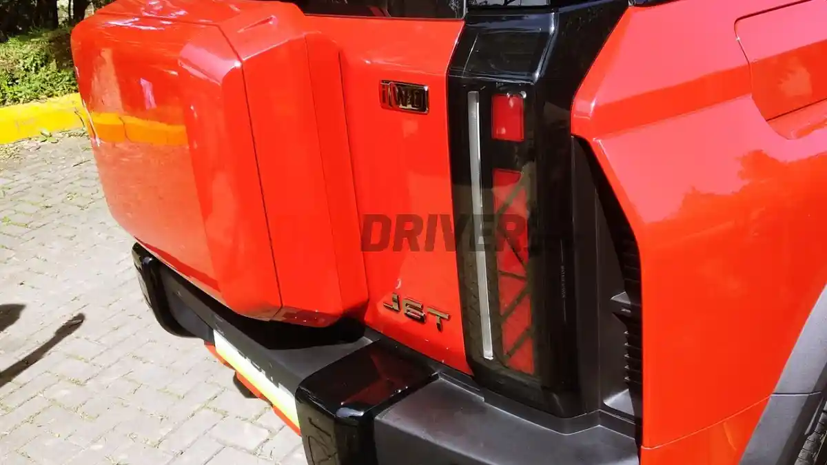 Foto - Apa Saja Yang Berubah Di Chery J6T Dibandingkan J6?