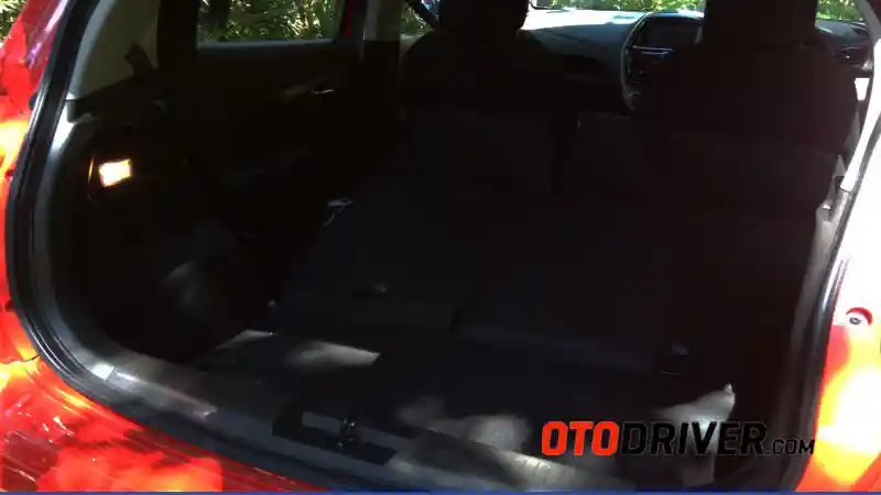 Foto - FIRST DRIVE: Chevrolet Spark LTZ 2017