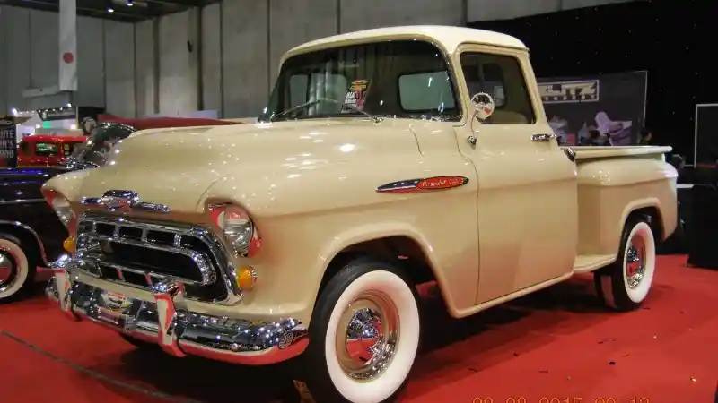 Foto - Jangan Kaget, Pick-Up Classic Chevrolet Harganya Selangit!