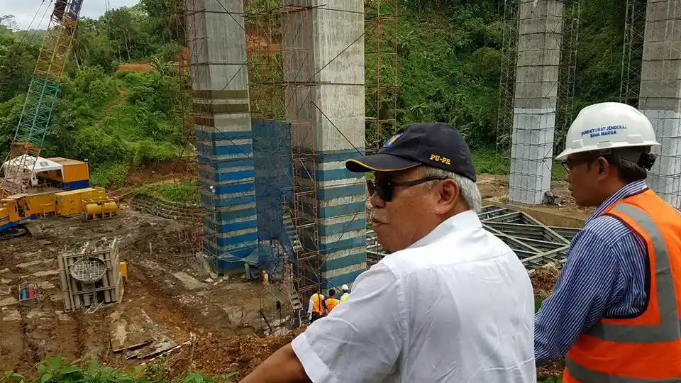 Foto - Perbaikan Jembatan Cisomang Tol Purbaleunyi Masuki Tahap Akhir, Ini Penyebab Rusaknya