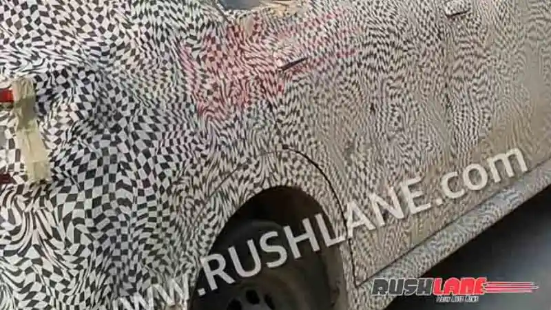 Foto - SPY SHOT: Citroen C3 7 Seater