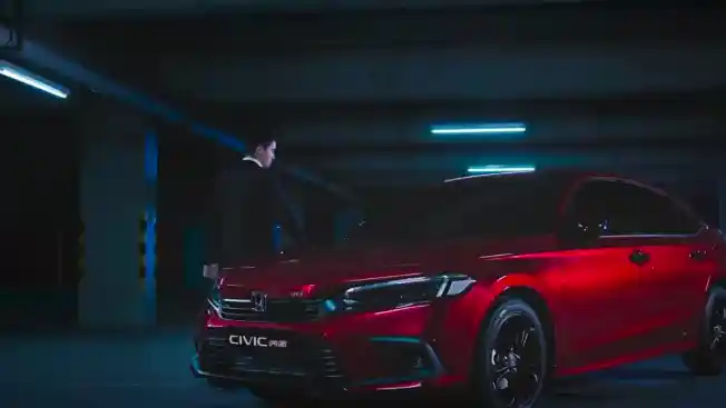 Foto - Honda Civic Dan City Sedan Generasi Terbaru Resmi Melenggang Di Indonesia