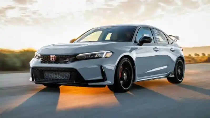 Berita - Honda Civic Type R 2023 Dijual Rp 700 Jutaan, Punya Tenaga Buas