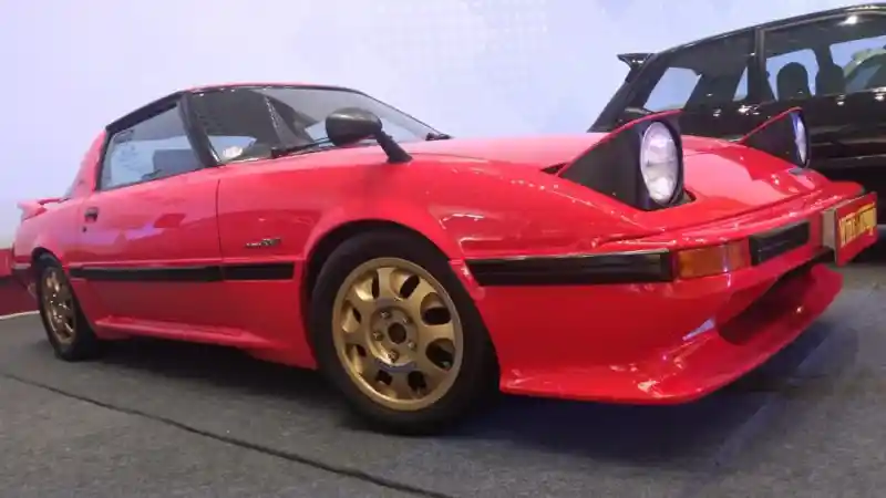 Foto - Art And Classic, Pameran Mobil Klasik Sebagai Sarana Cuci Mata Dan Tukar Ide