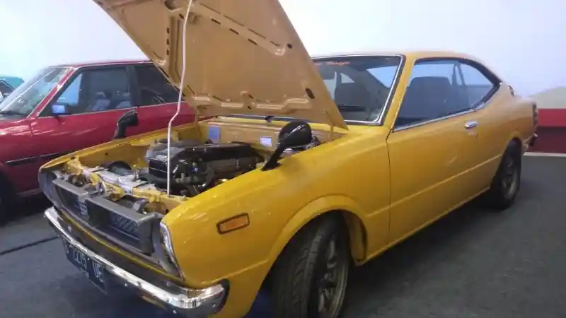 Foto - Art And Classic, Pameran Mobil Klasik Sebagai Sarana Cuci Mata Dan Tukar Ide