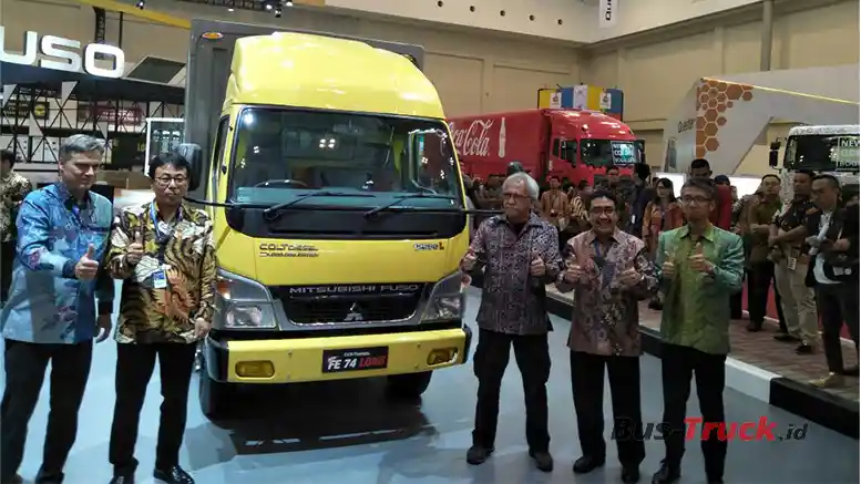 Truk - GIIAS 2017 : PT KTB Luncurkan Colt Diesel Terpanjang Di Dunia