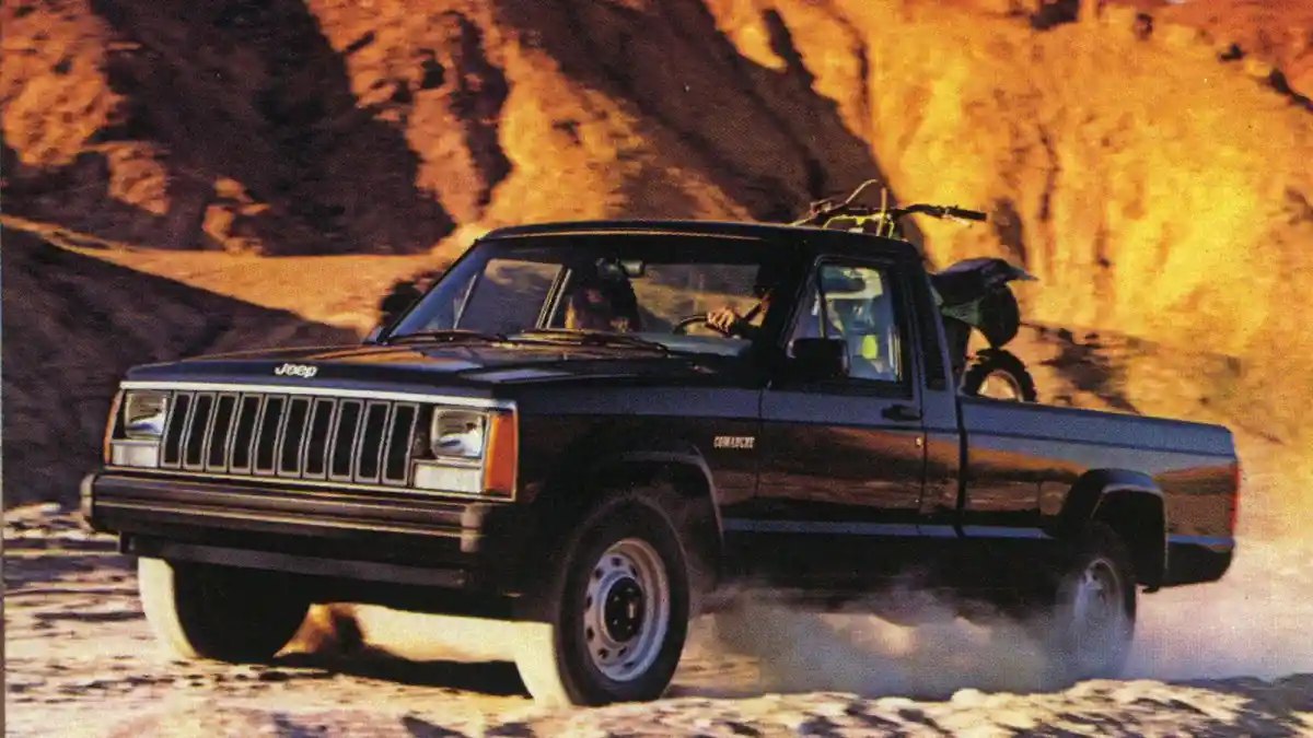 Foto - Jeep JT Gladiator, Pikap Paling Fenomenal Di Dunia