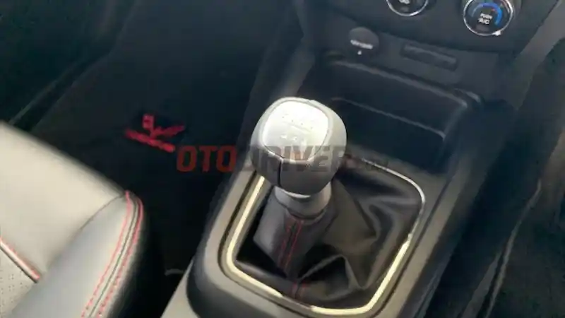 Foto - Kelebihan Transmisi E-Clutch Confero Dibanding AGS Ignis