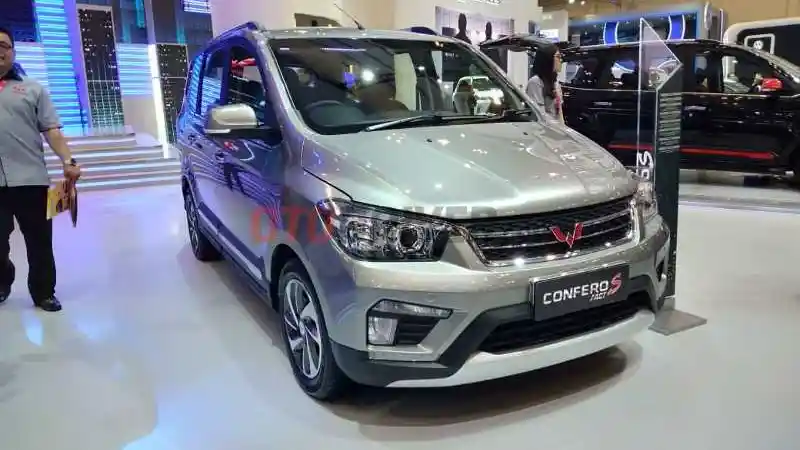 Daftar Harga - Daftar Harga LMPV Terbaru (November 2020)