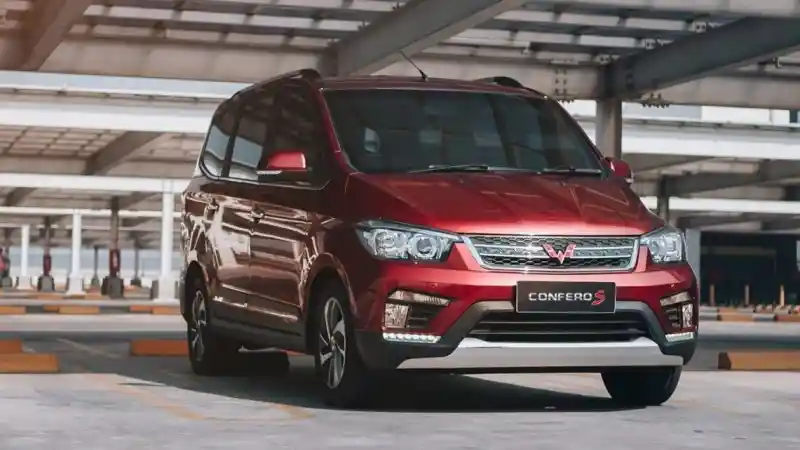Berita - Tujuh Tahun Wuling Confero Bertahan Di Segmen LMPV Indonesia