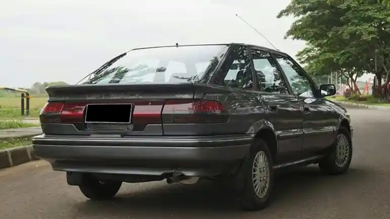 Foto - Mobil Tua Ladang Baru Investasi?