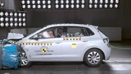 Crash Test - VIDEO: Crash Test Volkswagen Polo 2017 (Euro NCAP)