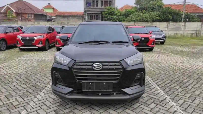 Berita - Daihatsu Rocky Tipe Termurah Tetap Dapatkan Fitur Istimewa Ini