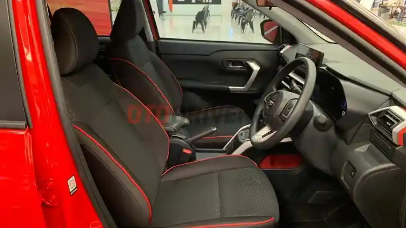 Foto - Belum Genap Sebulan, SPK Daihatsu Rocky Tembus Ribuan Unit
