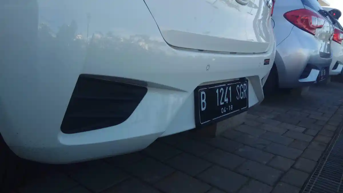 Foto - FIRST DRIVE: Daihatsu All New Sirion AT 2018