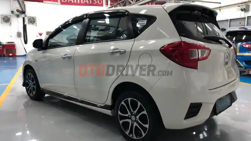 Foto - Daihatsu Luncurkan Sirion Baru, Harga Mulai Rp 200,1 juta 