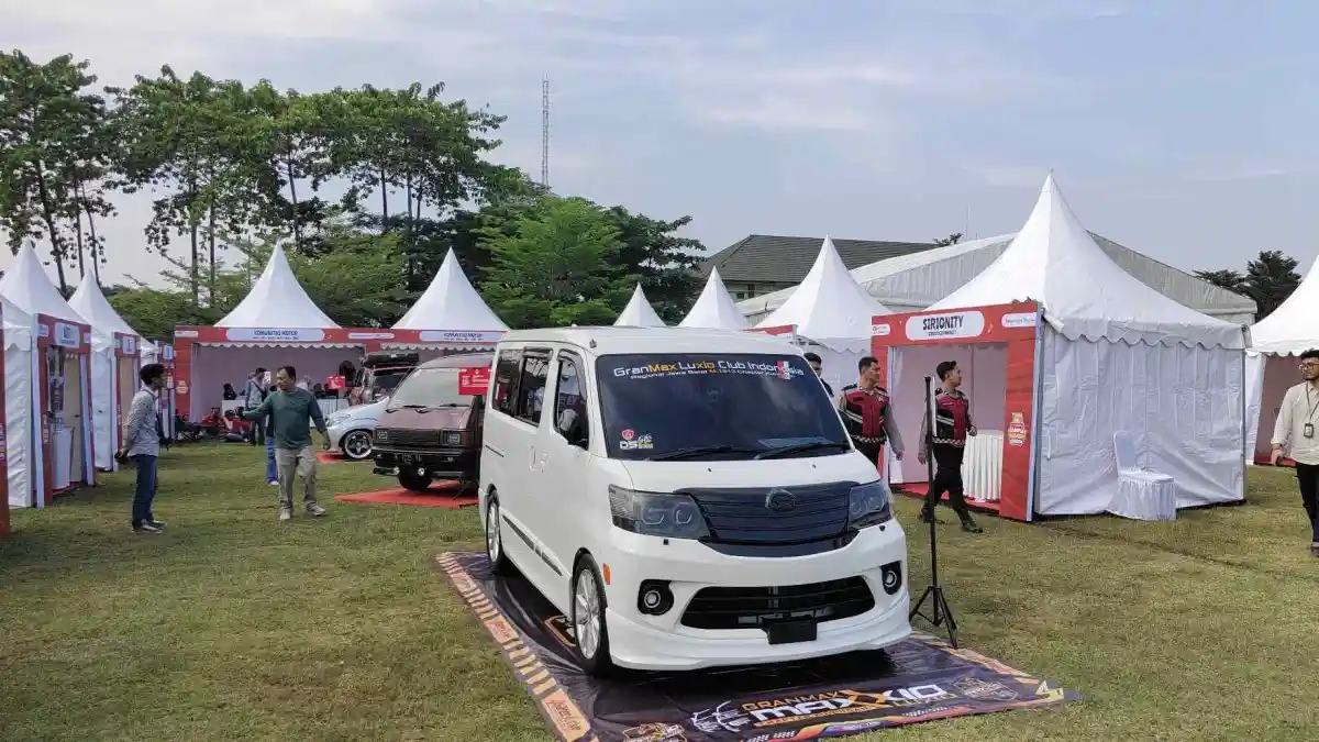 Foto - Daihatsu Kumpul Sahabat Cirebon, Banyak UMKM dan Hiburan Keluarga