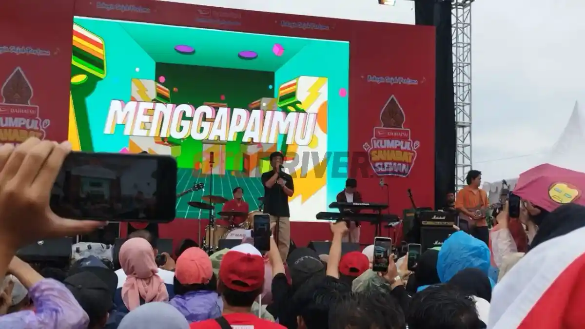 Foto - D'Massiv Meriahkan Daihatsu Kumpul Sahabat Sleman