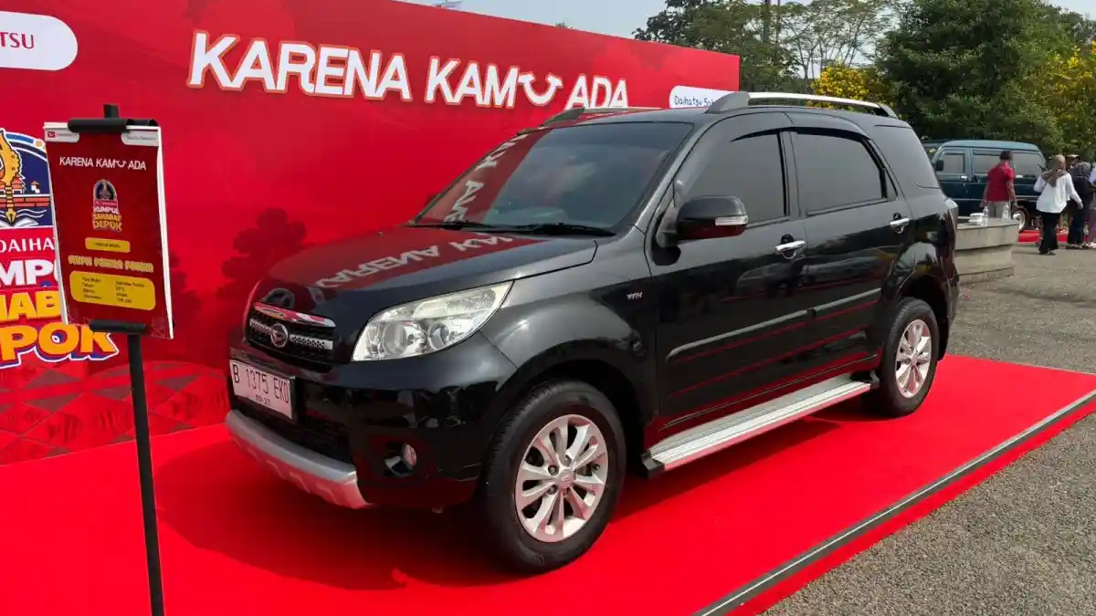 Foto - Para Pengguna Daihatsu Tumpah Ruah Dalam Keceriaan Acara Kumpul Sahabat di Depok