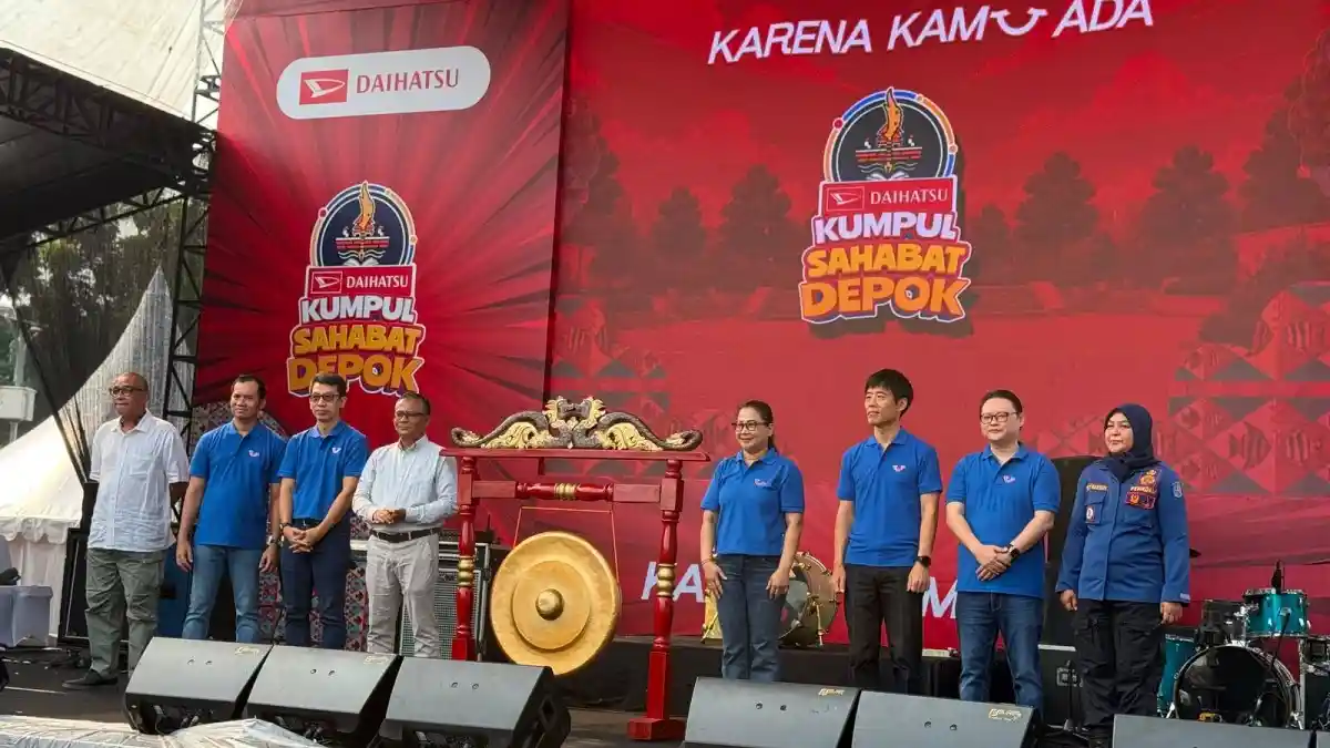 Foto - Para Pengguna Daihatsu Tumpah Ruah Dalam Keceriaan Acara Kumpul Sahabat di Depok