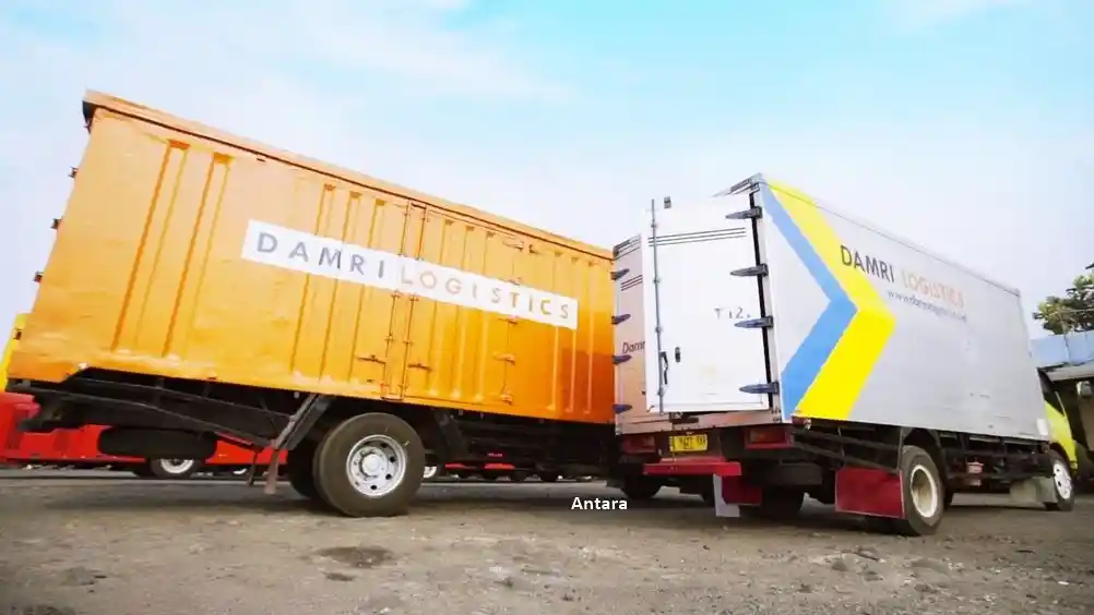 Foto - Tarif Spesial Bus Double Decker Damri, Ruta Jakarta-Surabaya-Malang Hanya Rp 400 Ribu