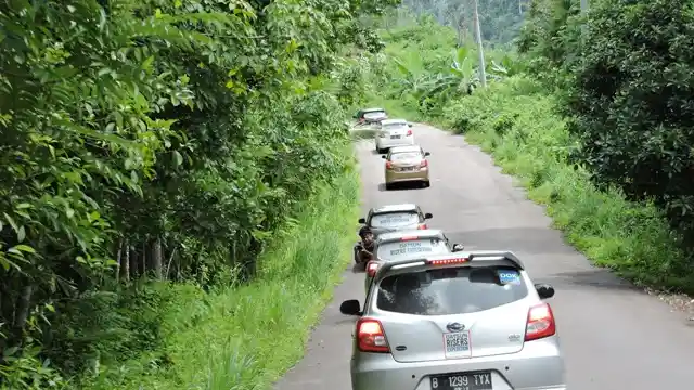 Foto - Perjalanan Inspiratif Datsun Risers Expedition Kalimantan Di SDN Loklahung