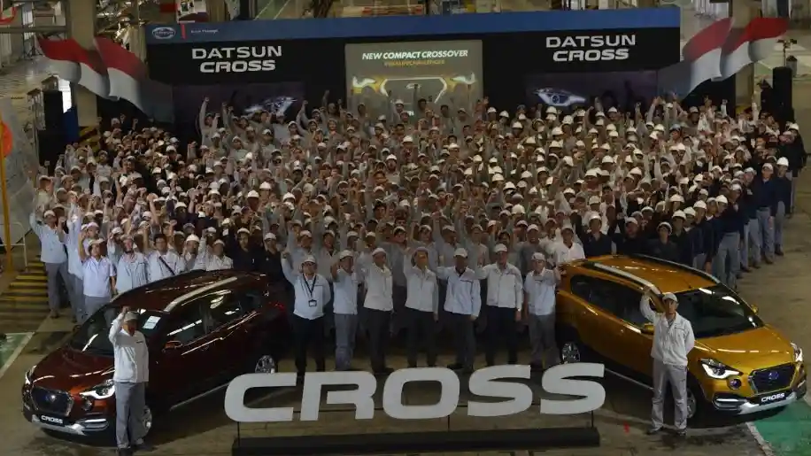 Berita - Datsun Cross Baru Mulai Diproduksi di Purwakarta