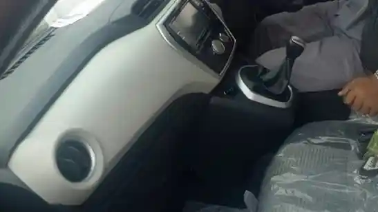 Foto - Wujud Utuh Datsun Go Facelift CVT Terungkap Jelas (8 Foto)