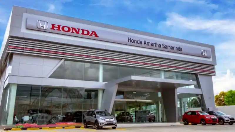 Berita - Tak Mau Kalah Dari Mitsubishi, Honda Juga Resmikan Dealer Baru