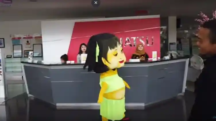 Berita - Dealer Daihatsu Tak Usir Badut yang Niat Beli Mobil