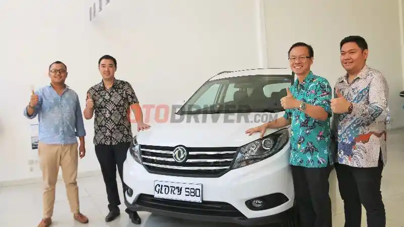 Foto - Akan Ada 9 Dealer DFSK di Jawa Timur, Surabaya Sudah Jadi yang Pertama