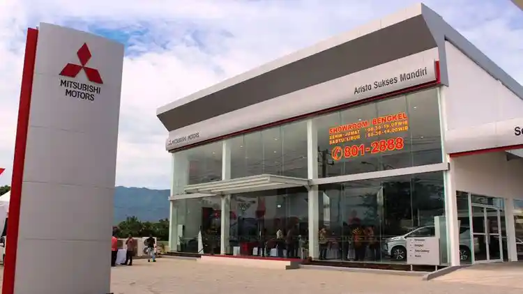 Foto - Dealer Mitsubishi Pertama di Aceh Akhirnya Berdiri