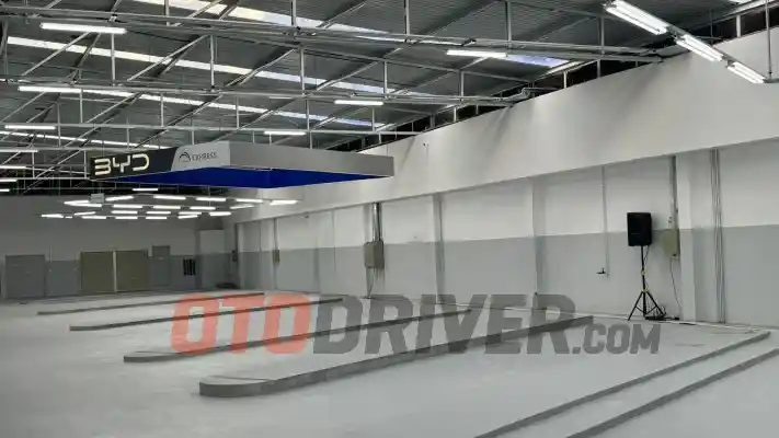 Foto - Ketahui Perbedaan Durasi Servis Mobil Listrik Dengan Mobil Konvensional