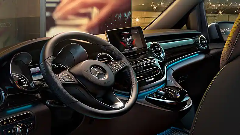 Foto - Mercedes-Benz Viano Terbaru Hadir Di Indonesia Minggu Depan