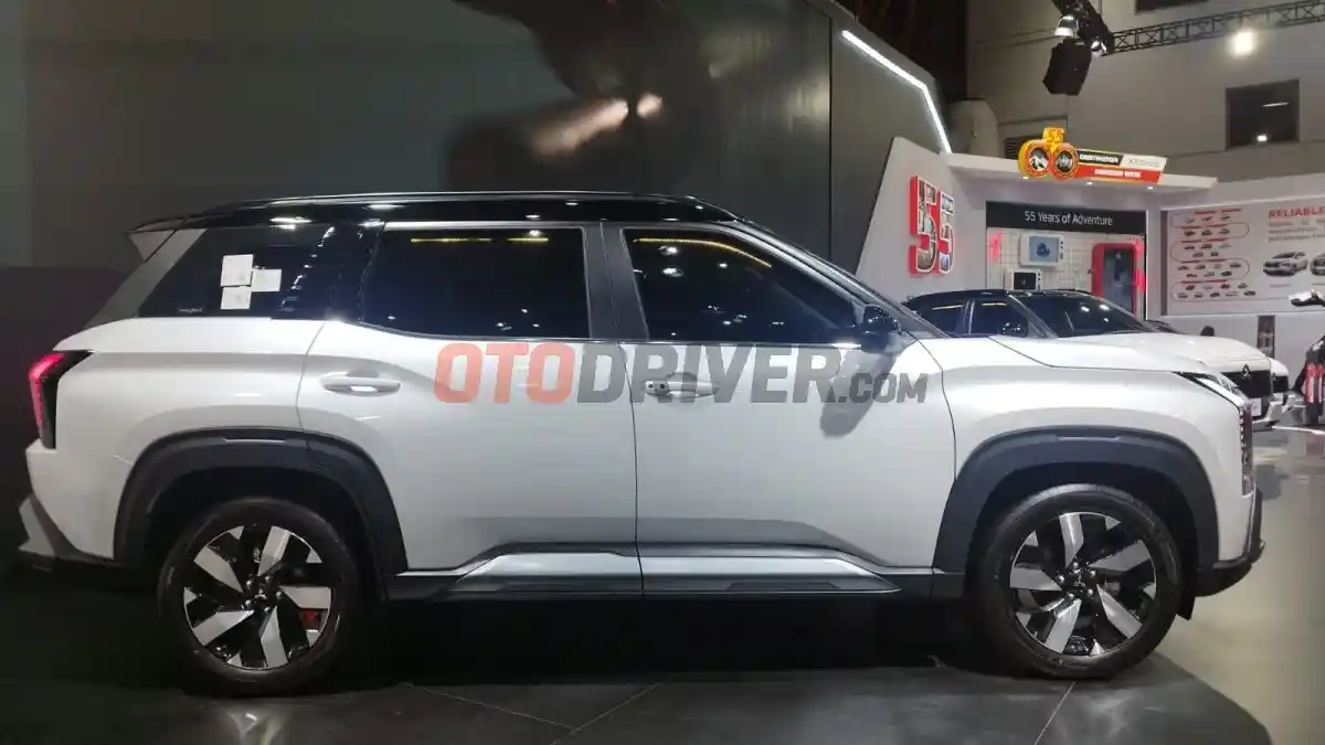 Foto - Hanya 300 Unit, Ini Keistimewaan Mitsubishi Destinator 55th Anniversary Edition