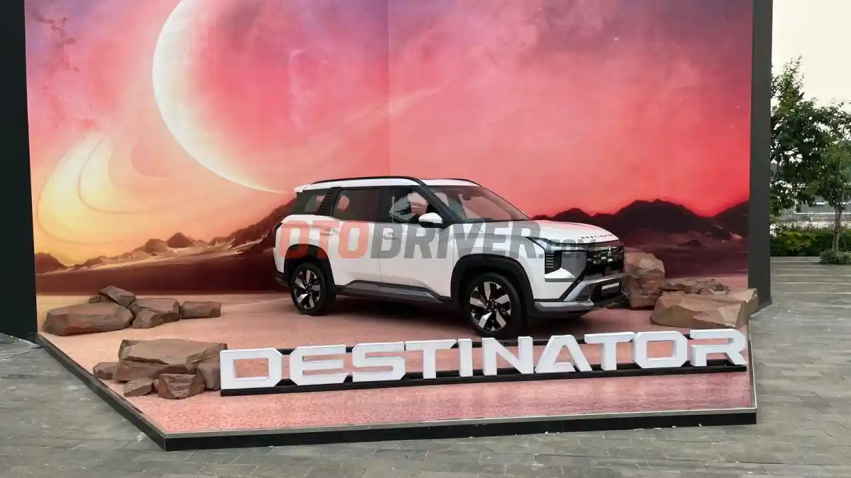 Berita - Ini Alasan Mitsubishi Destinator Pakai Mesin Turbo, Bukan Hybrid