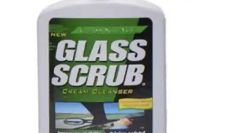 Foto - Isi Waktu Ngabuburit Dengan Hilangkan Jamur Kaca