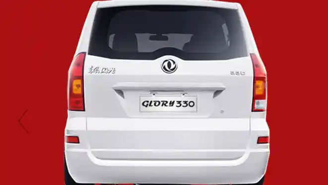 Foto - SPY SHOT: DFSK Glory 330 di Depan Kantor Kemenperin!