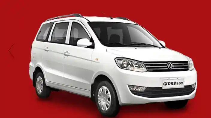 Foto - SPY SHOT: DFSK Glory 330 di Depan Kantor Kemenperin!