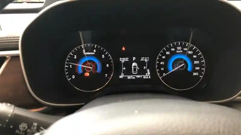 Foto - FIRST DRIVE: DFSK Glory I-Auto 2020 